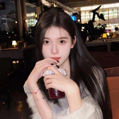 湖畔的女人们